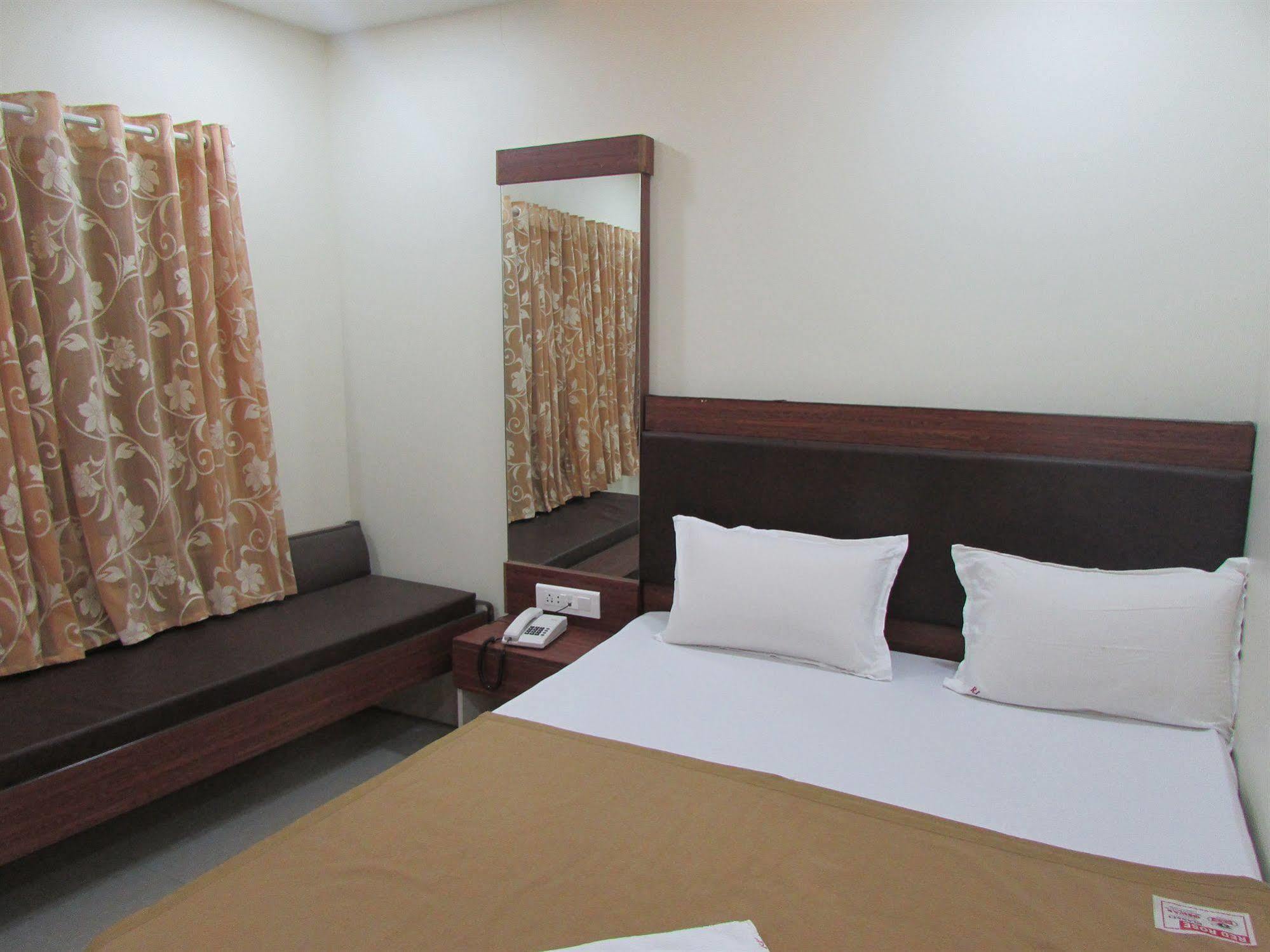 Hotel Royal Annex à Bombay Extérieur photo